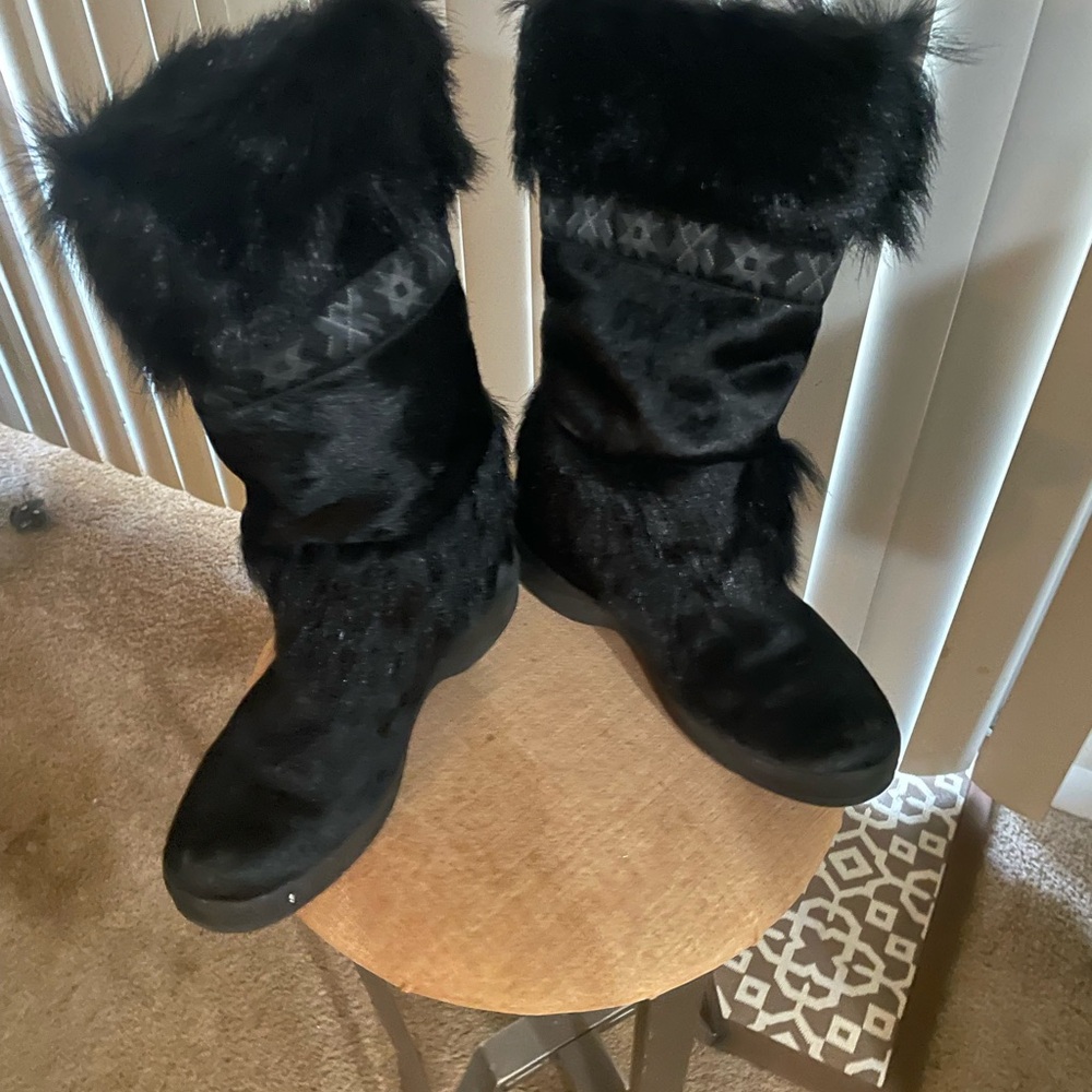 Tecnica black skandia fur- lined boots